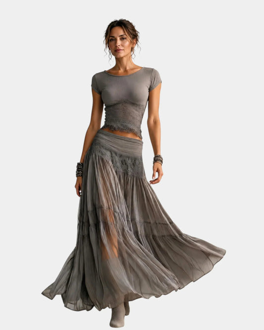 Emeline | Ensemble top en dentelle et jupe maxi plissée